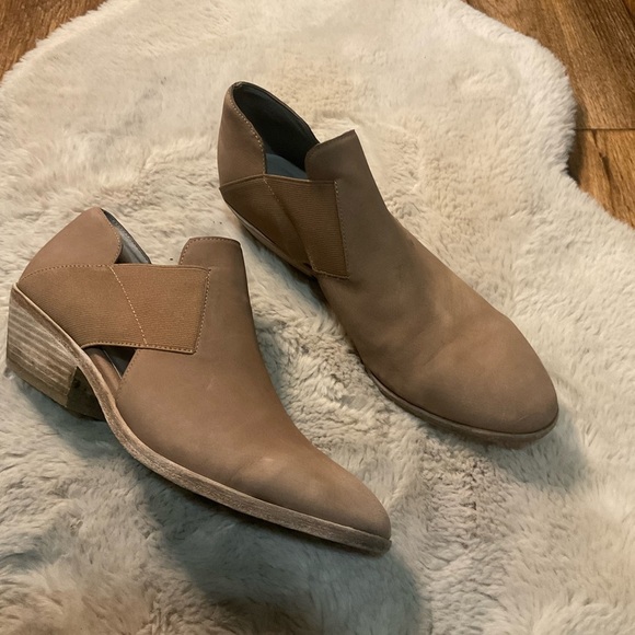 Eileen Fisher Shoes - Eileen Fisher Booties Women’s Size‎ 11 Perry Tumbled Nubuck Ankle Heeled Boots